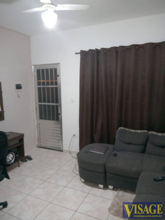 Sobrado com 2 Quartos à Venda,  em Jd. Nova Esperanca - Jacareí
