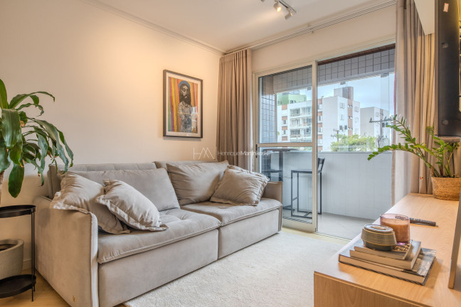 Imagem Apartamento com 3 Quartos à Venda, 78 m² em Batel - Curitiba Imagem Apartamento com 3 Quartos à Venda, 78 m² em Batel - Curitiba