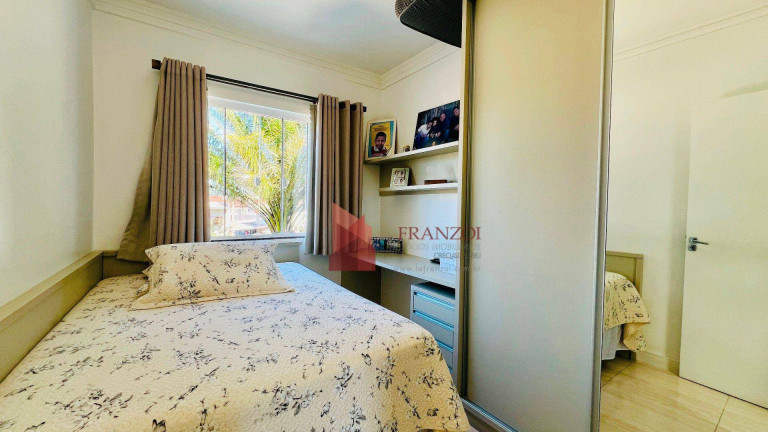 Imagem Sobrado com 3 Quartos à Venda, 230 m² em São Judas - Itajaí Imagem Sobrado com 3 Quartos à Venda, 230 m² em São Judas - Itajaí