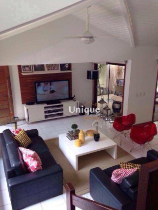 Imagem Casa com 4 Quartos à Venda, 200 m² em Manguinhos - Armação Dos Búzios Imagem Casa com 4 Quartos à Venda, 200 m² em Manguinhos - Armação Dos Búzios