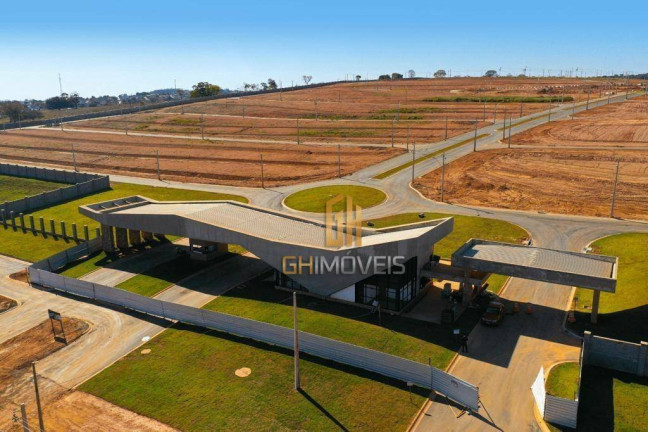 Terreno à Venda, 350 m² em Residencial Marília - Senador Canedo