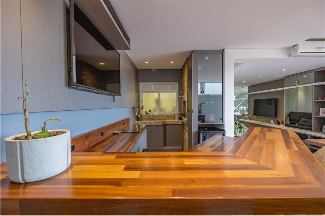 Imagem Imóvel com 2 Quartos à Venda, em Estreito - Florianópolis Imagem Imóvel com 2 Quartos à Venda, em Estreito - Florianópolis