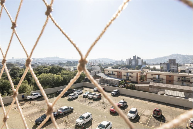 Imagem Imóvel com 3 Quartos à Venda, em Tristeza - Porto Alegre Imagem Imóvel com 3 Quartos à Venda, em Tristeza - Porto Alegre