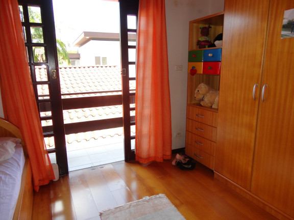 Imagem Casa com 3 Quartos à Venda, 260 m² em America - Joinville