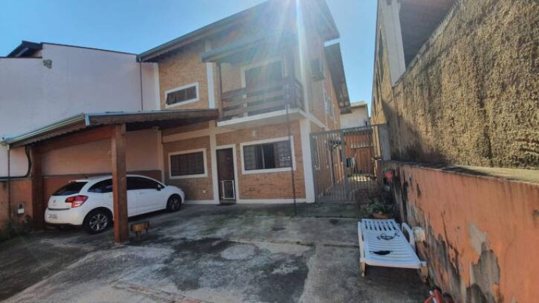 Imagem Casa com 3 Quartos à Venda, 200 m² em Jardim Jambeiro - Campinas Imagem Casa com 3 Quartos à Venda, 200 m² em Jardim Jambeiro - Campinas