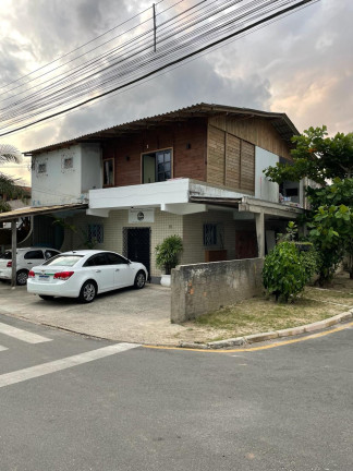 Imagem Casa com 2 Quartos à Venda, 288 m² em Monte Alegre - Camboriú Imagem Casa com 2 Quartos à Venda, 288 m² em Monte Alegre - Camboriú