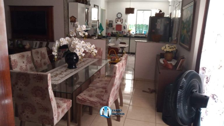 Imagem Sobrado com 3 Quartos à Venda, 85 m² em Centro - Duque De Caxias
