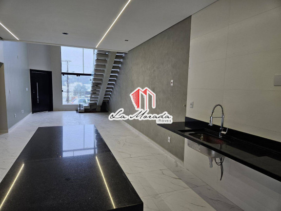 Imagem Casa com 4 Quartos à Venda, 250 m² em Ponta Negra - Manaus