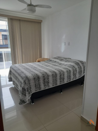 Imagem Casa com 2 Quartos à Venda, 80 m²