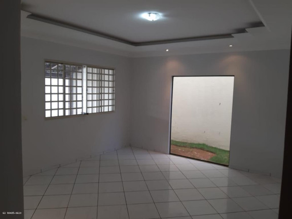 Imagem Casa com 3 Quartos à Venda, 360 m² em Setor Faiçalville - Goiânia Imagem Casa com 3 Quartos à Venda, 360 m² em Setor Faiçalville - Goiânia