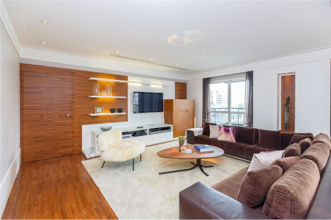 Imagem Apartamento com 3 Quartos à Venda, 633 m² em Moema - São Paulo