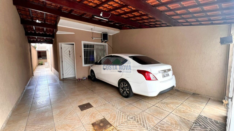 Imagem Casa com 3 Quartos à Venda, 122 m² Imagem Casa com 3 Quartos à Venda, 122 m²
