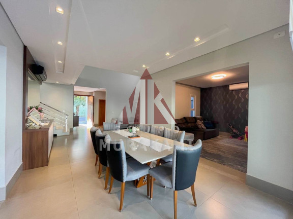 Imagem Imóvel com 3 Quartos à Venda, 374 m² em Conj. Hab. Inocente Vila Nova Júnior - Maringá Imagem Imóvel com 3 Quartos à Venda, 374 m² em Conj. Hab. Inocente Vila Nova Júnior - Maringá