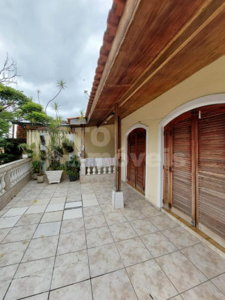 Casa com 4 Quartos à Venda, 350 m² em São Roberto (jordanésia) - Cajamar