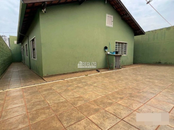 Imagem Casa com 3 Quartos à Venda, 300 m² em Estados Unidos - Uberaba Imagem Casa com 3 Quartos à Venda, 300 m² em Estados Unidos - Uberaba