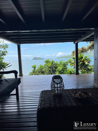 Imagem Casa com 3 Quartos à Venda, em Praia Preta - São Sebastião Imagem Casa com 3 Quartos à Venda, em Praia Preta - São Sebastião