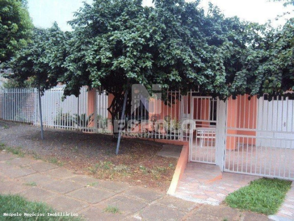 Casa com 2 Quartos à Venda,  em Presidente Médici - Chapeco