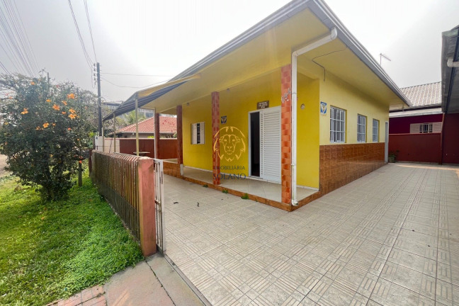 Imagem Casa com 3 Quartos à Venda, 185 m² em Centro - Itapoá