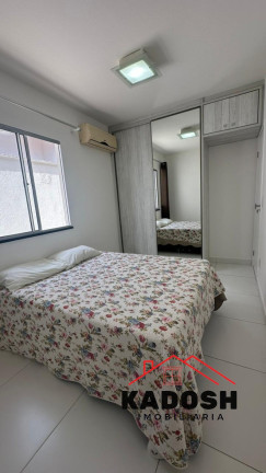 Imagem Casa com 3 Quartos à Venda, 220 m² em Sim - Feira De Santana Imagem Casa com 3 Quartos à Venda, 220 m² em Sim - Feira De Santana
