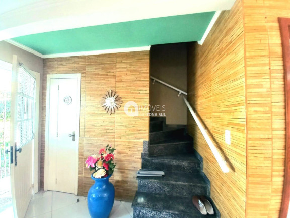 Imagem Casa com 2 Quartos à Venda, 118 m² Imagem Casa com 2 Quartos à Venda, 118 m²