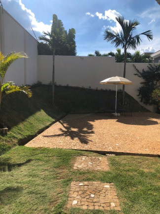 Imagem Casa com 3 Quartos à Venda, 235 m² em Ville Sainte Hélène - Campinas Imagem Casa com 3 Quartos à Venda, 235 m² em Ville Sainte Hélène - Campinas
