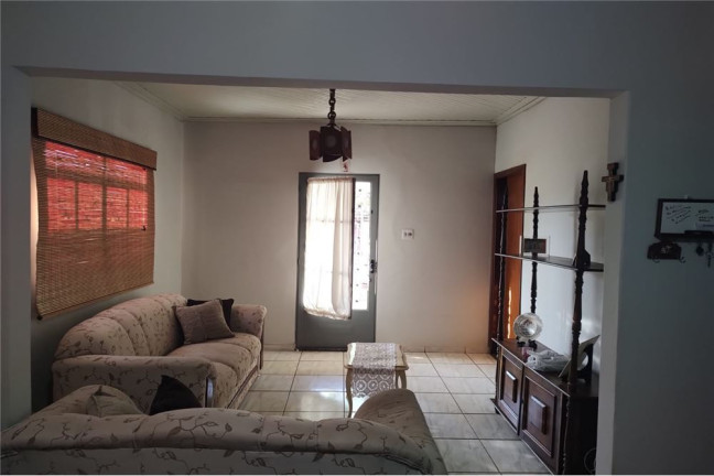 Imagem Casa com 3 Quartos à Venda, 199 m² em Nogueira - Barretos Imagem Casa com 3 Quartos à Venda, 199 m² em Nogueira - Barretos