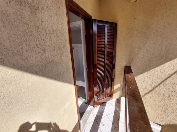 Imagem Sobrado com 2 Quartos à Venda, em Guilhermina - Praia Grande Imagem Sobrado com 2 Quartos à Venda, em Guilhermina - Praia Grande