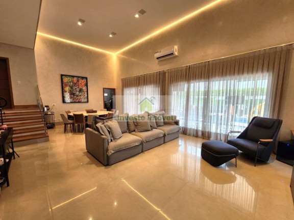 Casa com 3 Quartos à Venda, 304 m² em Granja Viana - Carapicuíba