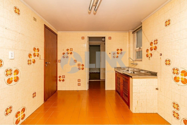 Imagem Apartamento com 3 Quartos à Venda, 76 m² em Mont Serrat - Porto Alegre Imagem Apartamento com 3 Quartos à Venda, 76 m² em Mont Serrat - Porto Alegre