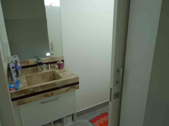 Imagem Casa com 4 Quartos à Venda, 260 m² em Brisas - Mogi Das Cruzes Imagem Casa com 4 Quartos à Venda, 260 m² em Brisas - Mogi Das Cruzes