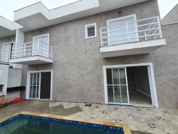 Casa com 3 Quartos à Venda,  em Cibratel Ii - Itanhaém