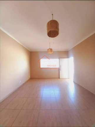 Imagem Casa com 3 Quartos à Venda, 250 m² em Centro - Jaguariúna Imagem Casa com 3 Quartos à Venda, 250 m² em Centro - Jaguariúna