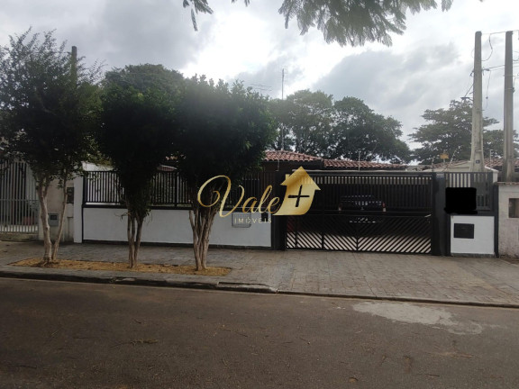 Casa com 3 Quartos à Venda, 230 m² em Jardim Satélite - São José Dos Campos