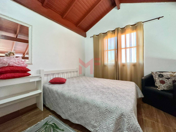 Imagem Casa com 5 Quartos à Venda, 600 m² em Capão Da Canoa Imagem Casa com 5 Quartos à Venda, 600 m² em Capão Da Canoa
