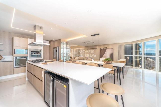 Imagem Apartamento com 4 Quartos à Venda, 237 m² em Centro - Balneário Camboriú