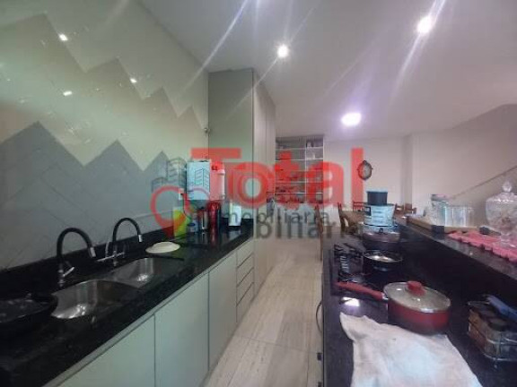 Apartamento à Venda, 236 m² em Belvedere - Coronel Fabriciano