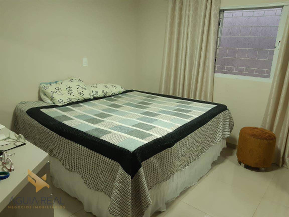 Imagem Casa com 3 Quartos à Venda, 238 m² em Jardim Jóquei Club - Campo Grande Imagem Casa com 3 Quartos à Venda, 238 m² em Jardim Jóquei Club - Campo Grande