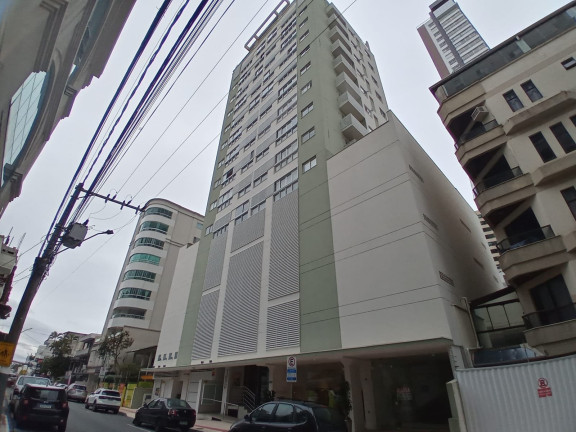 Imagem Imóvel com 2 Quartos à Venda, 93 m² em Centro - Balneário Camboriú