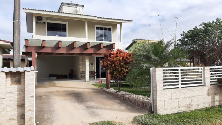 Imagem Casa com 3 Quartos à Venda, 160 m² em Areias De Palhocinha - Garopaba Imagem Casa com 3 Quartos à Venda, 160 m² em Areias De Palhocinha - Garopaba