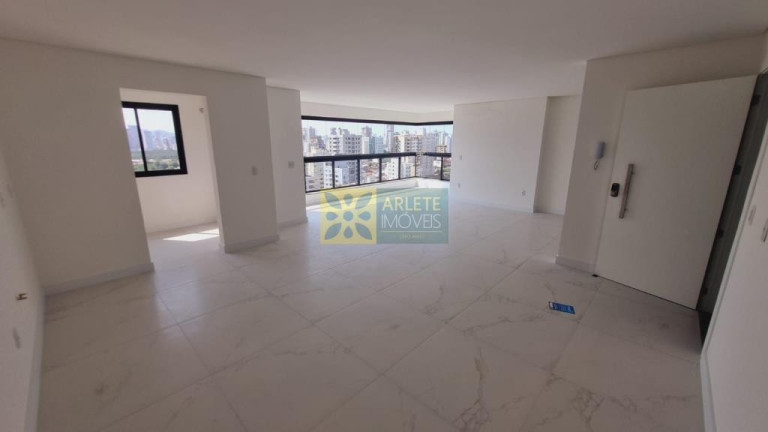Imagem Apartamento com 3 Quartos à Venda, 130 m² em Balneário Perequê - Porto Belo Imagem Apartamento com 3 Quartos à Venda, 130 m² em Balneário Perequê - Porto Belo