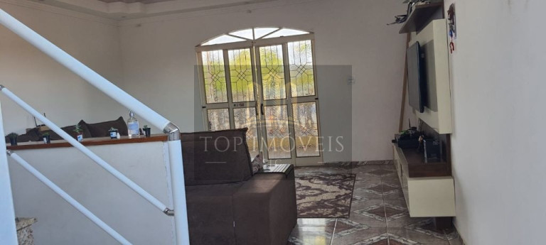 Sobrado com 4 Quartos para Alugar, 125 m² em Jardim Das Cerejeiras - São José Dos Campos