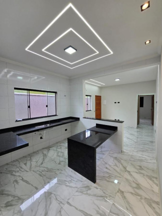Imagem Casa com 2 Quartos à Venda, 78 m² em Nova Itanhaem - Itanhaém
