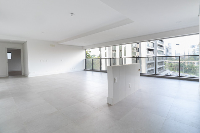 Imóvel com 2 Quartos à Venda, 142 m² em Jardim Morumbi - São Paulo