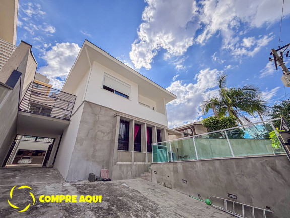 Casa com 4 Quartos à Venda, 300 m² em Jardim Das Bandeiras - São Paulo
