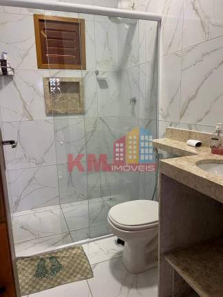 Imagem Casa com 3 Quartos à Venda, 210 m² em Centro - Martins Imagem Casa com 3 Quartos à Venda, 210 m² em Centro - Martins