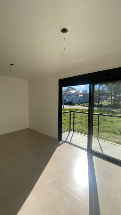 Imagem Casa com 3 Quartos à Venda, 148 m² em Ambrósio - Garopaba
