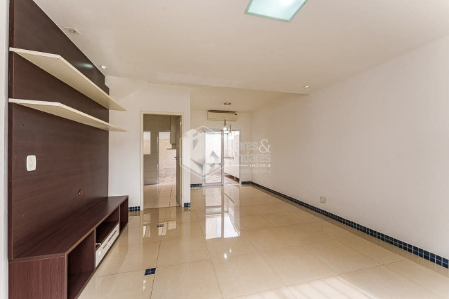 Imagem Casa com 3 Quartos à Venda, 118 m² em Vila Marari - São Paulo Imagem Casa com 3 Quartos à Venda, 118 m² em Vila Marari - São Paulo