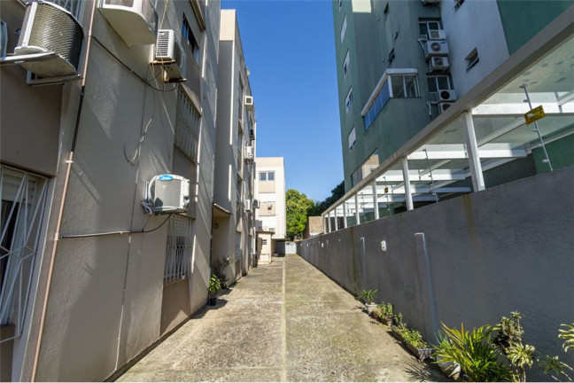 Imagem Imóvel com 2 Quartos à Venda, em Nossa Senhora Das Graças - Canoas Imagem Imóvel com 2 Quartos à Venda, em Nossa Senhora Das Graças - Canoas