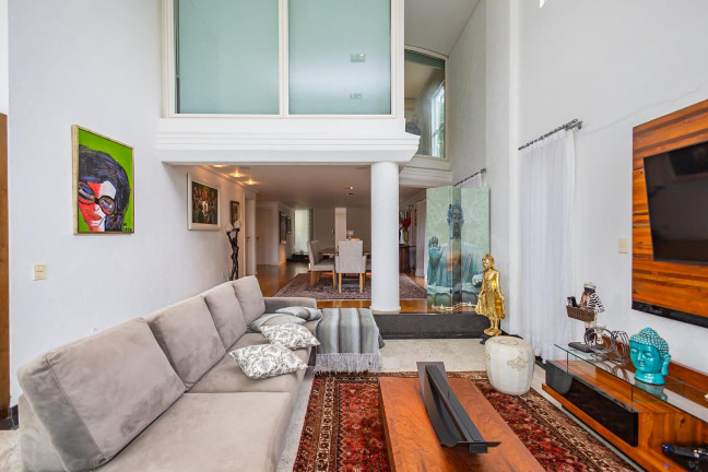 Imagem Casa com 3 Quartos para Alugar, 461 m² em Vista Alegre - Curitiba Imagem Casa com 3 Quartos para Alugar, 461 m² em Vista Alegre - Curitiba