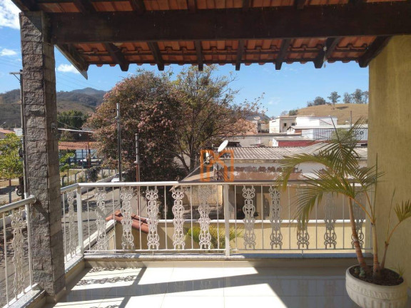 Imagem Casa com 5 Quartos à Venda, 300 m² em São Sebastião - Itajubá